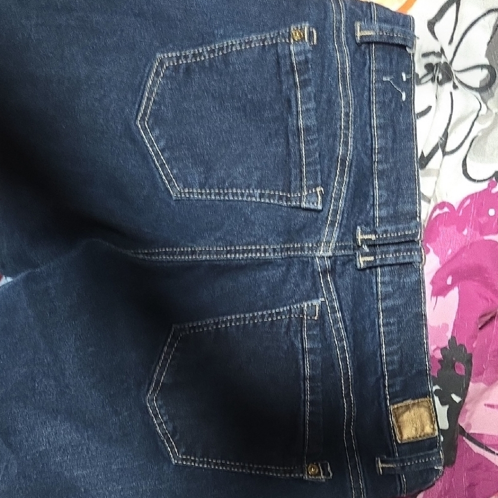 Jolt Women's Dark Blue Cropped Jeans